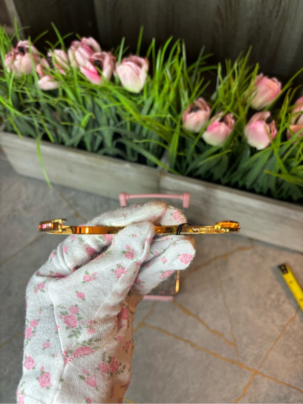 kate spade NWT Gold Rainbow Crystal Slim Bangle - Picture 12 of 16